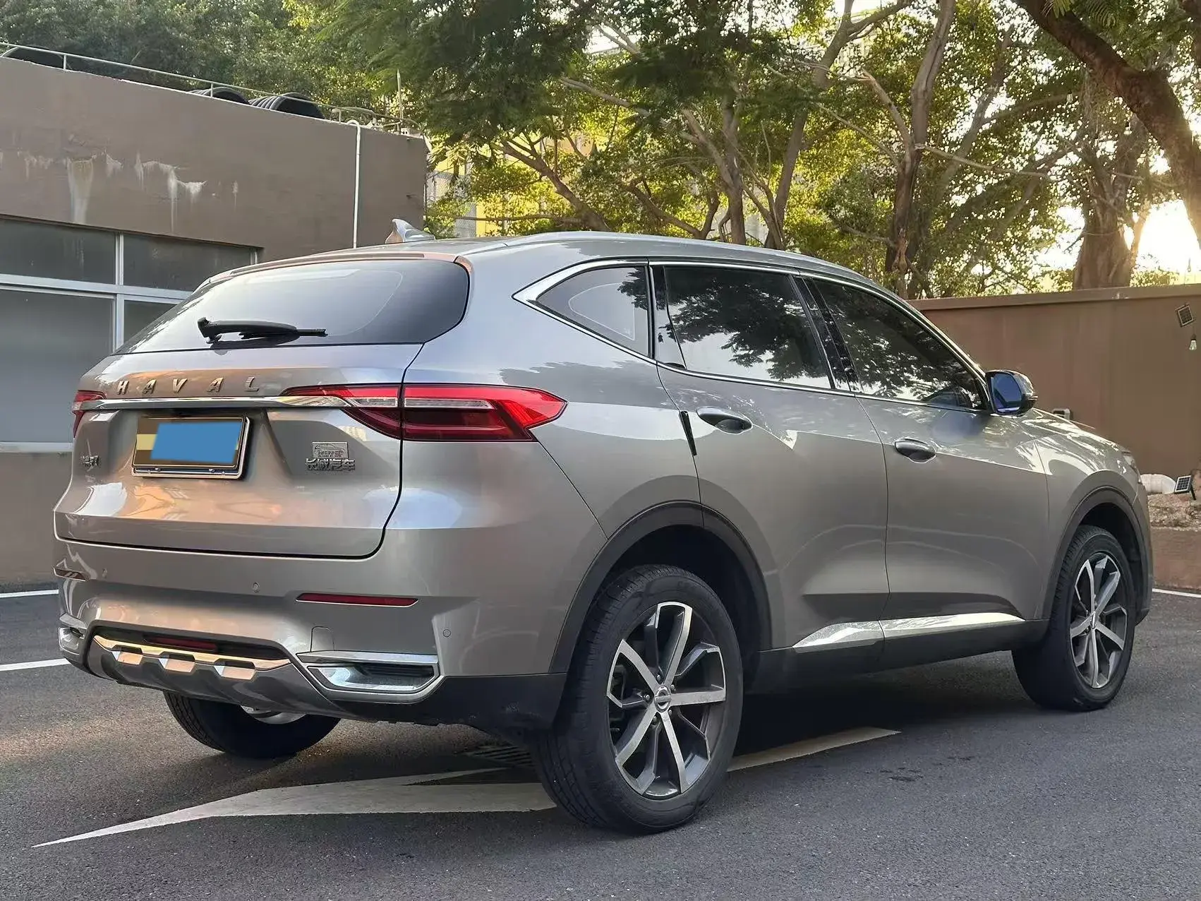 2019 HAVAL F7 thumbnail 4