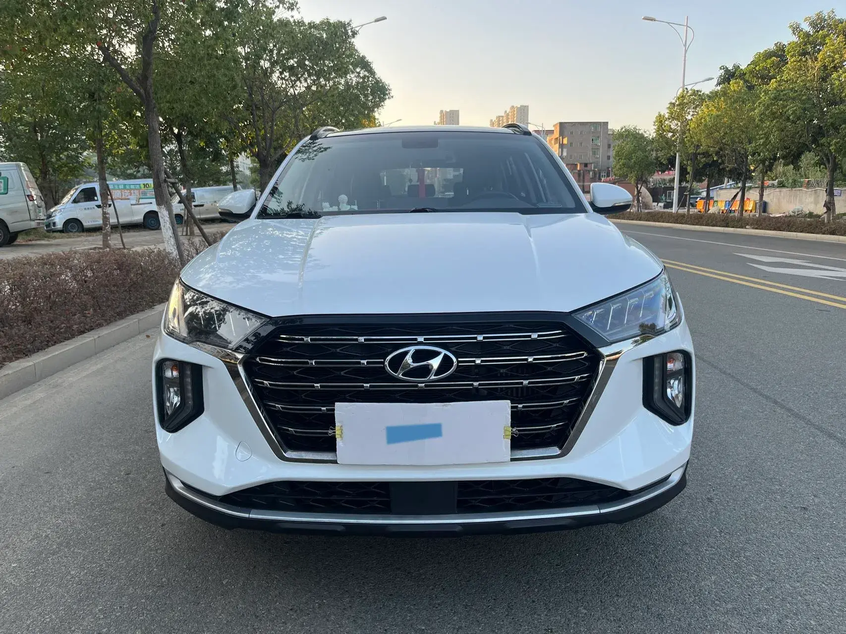 2020 HYUNDAI TUCSON thumbnail 2
