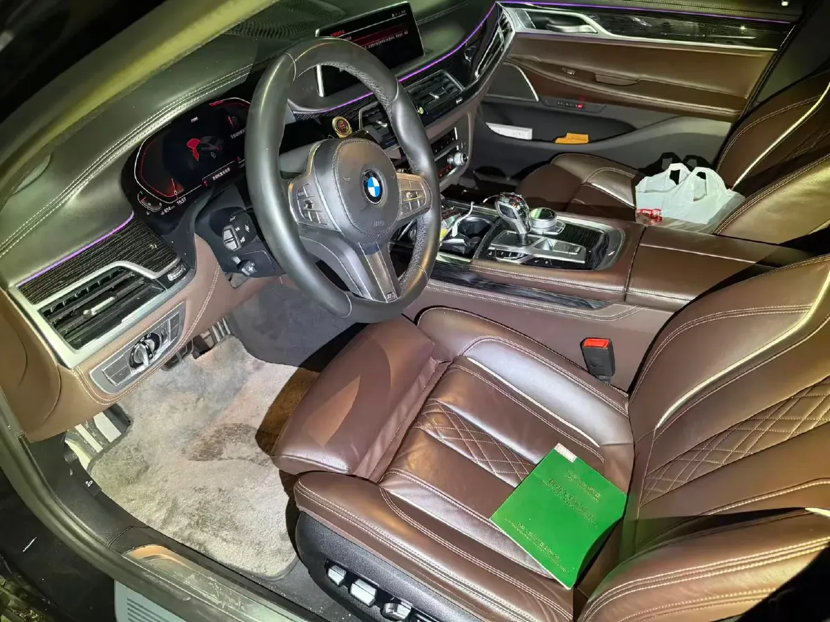 2019 BMW 7 Series 2.0T 265HP L4 8AT,autocango,china used car exporter,china ev exporter,chinese used car exporter,chinese used ev exporter