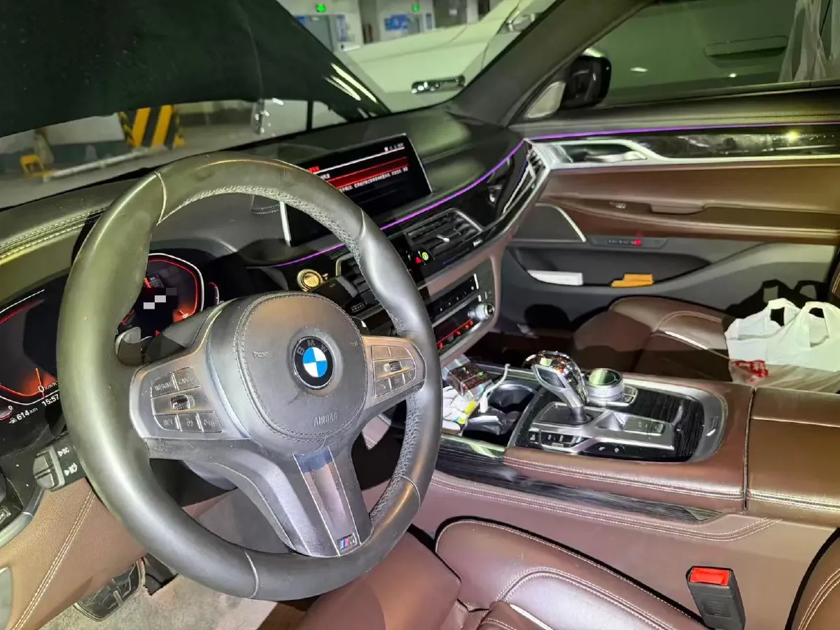 2019 BMW 7 Series 2.0T 265HP L4 8AT,autocango,china used car exporter,china ev exporter,chinese used car exporter,chinese used ev exporter