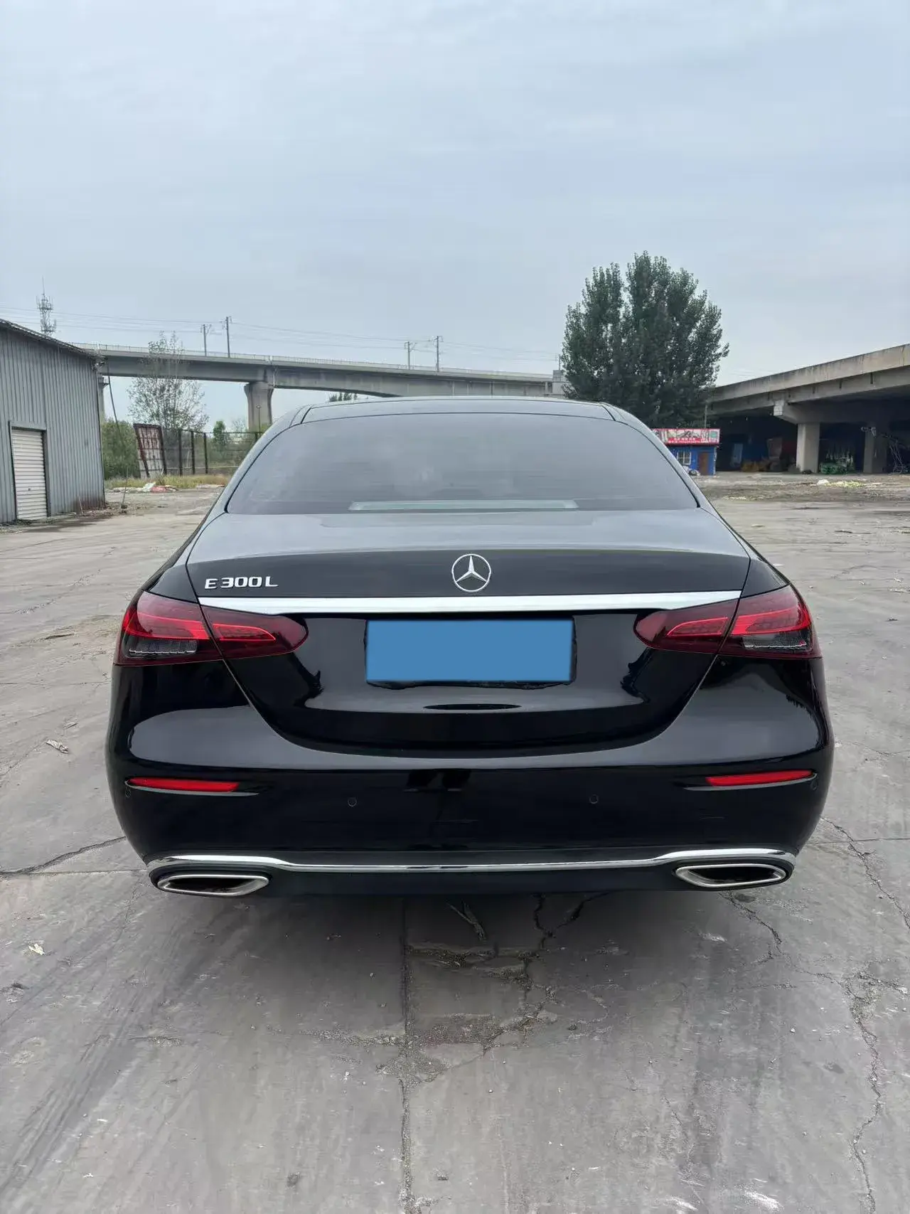 2022 MERCEDES-BENZ E thumbnail 4