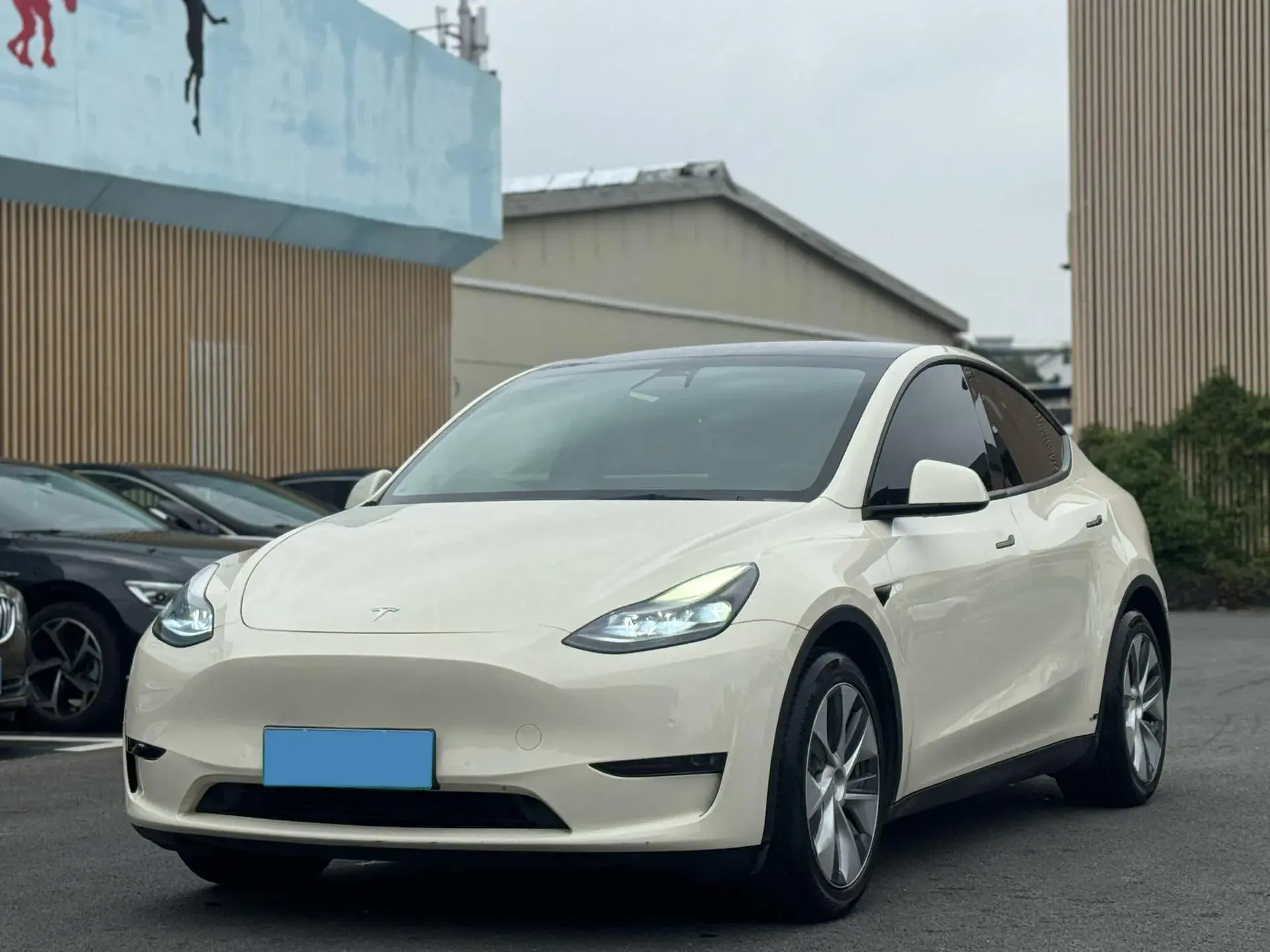 2021 TESLA MODEL view 1