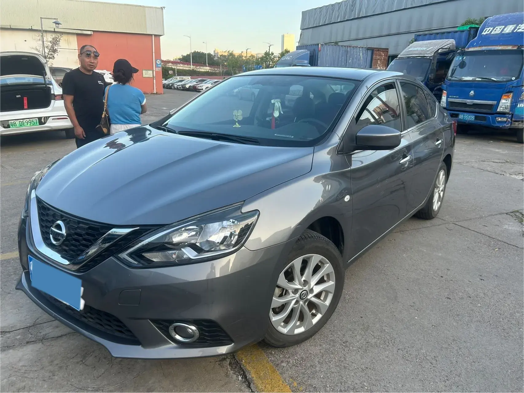 2021 NISSAN SYLPHY view 1