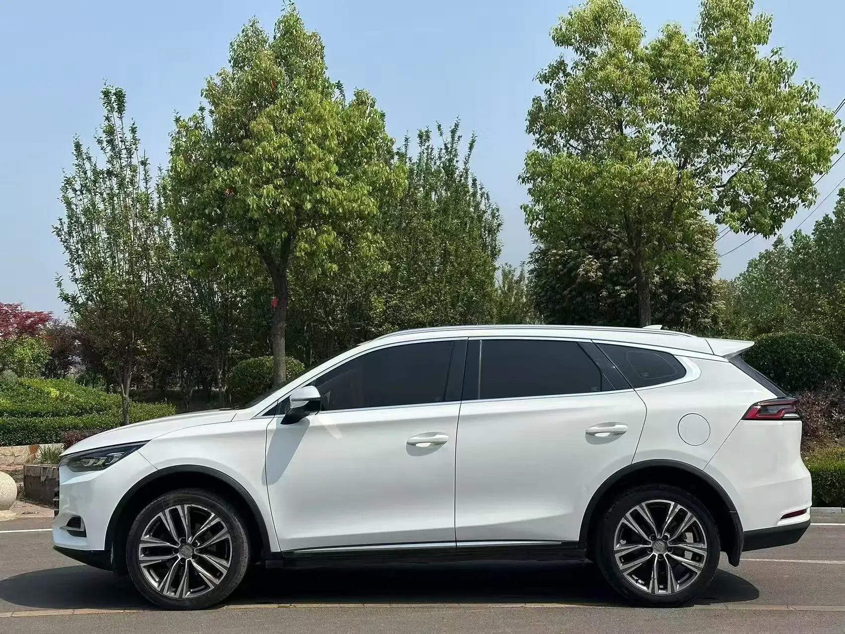 2018 BYD TANG thumbnail 4
