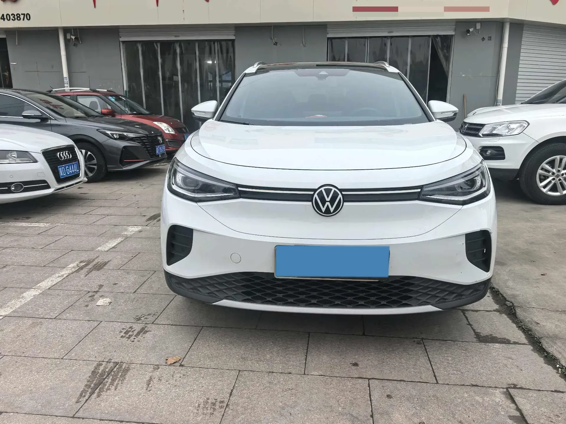 2023 VOLKSWAGEN ID.4 thumbnail 3