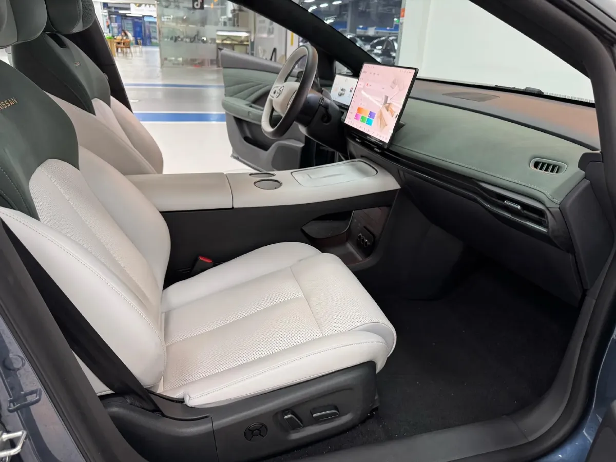 2025 Nissan N7 BEV 73KWH,autocango,china used car exporter,china ev exporter,chinese used car exporter,chinese used ev exporter