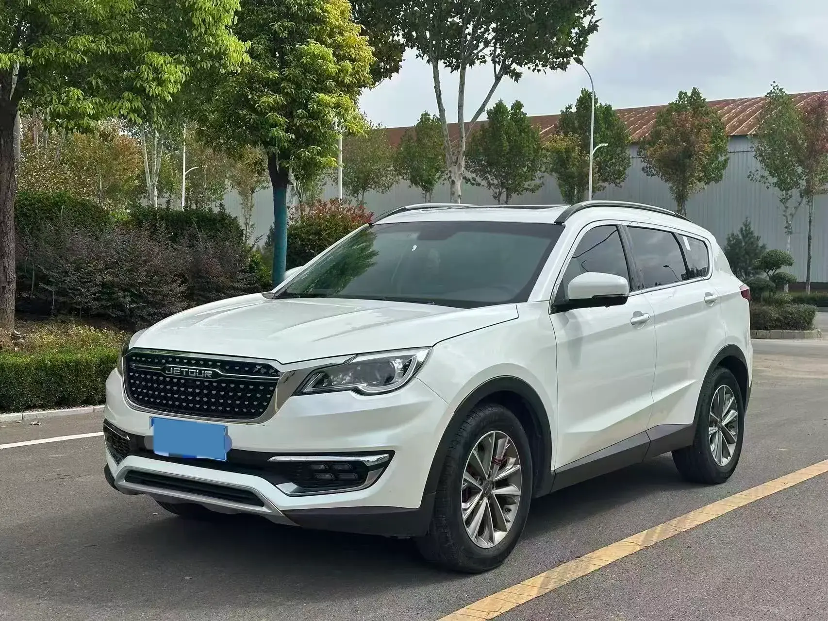 2019 JETOUR X70S view 1