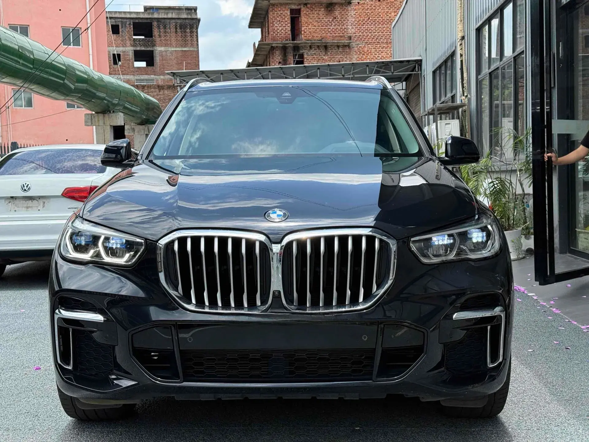 2022 BMW X5 thumbnail 3