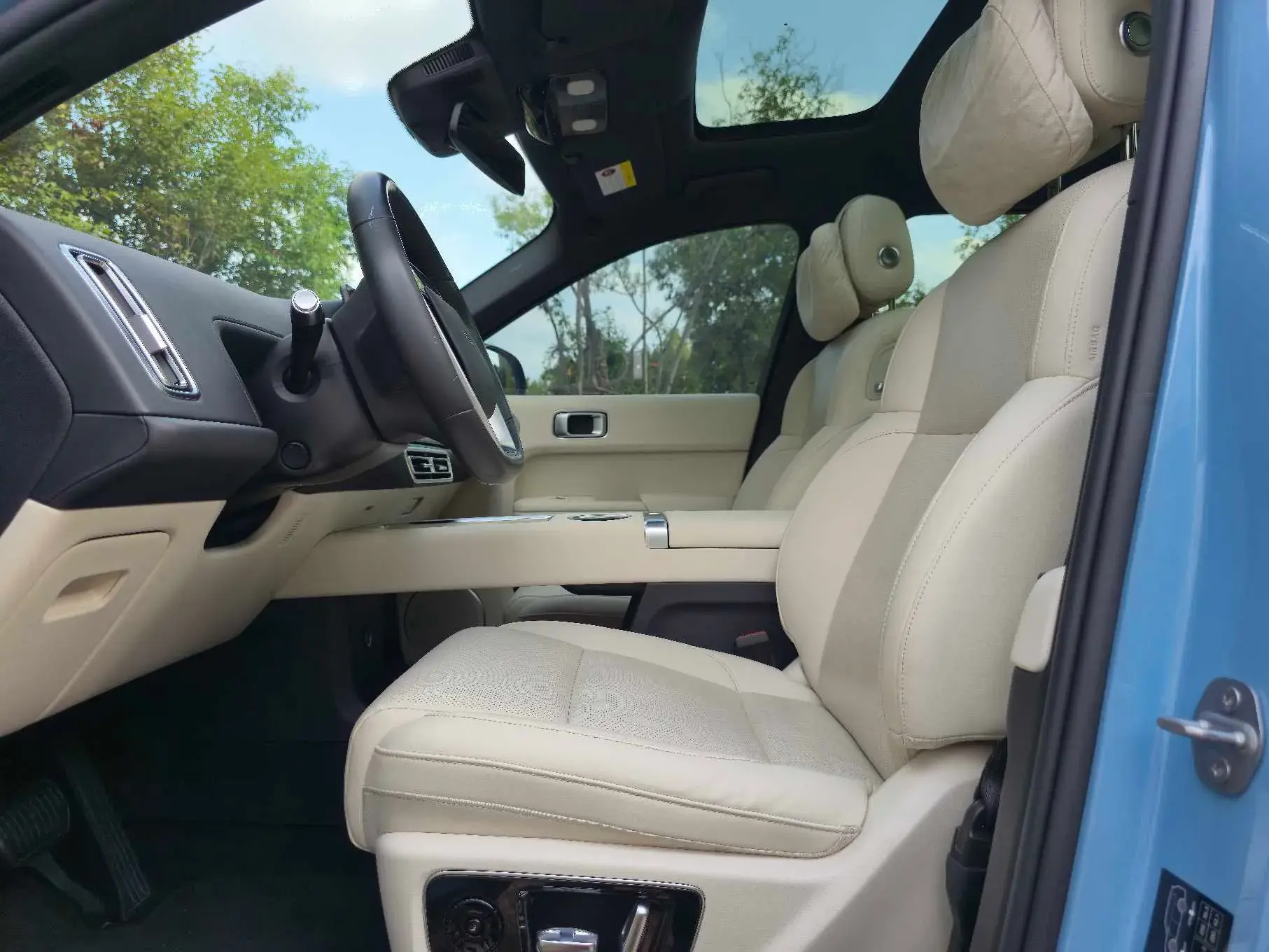 2024 LI L8 thumbnail 2