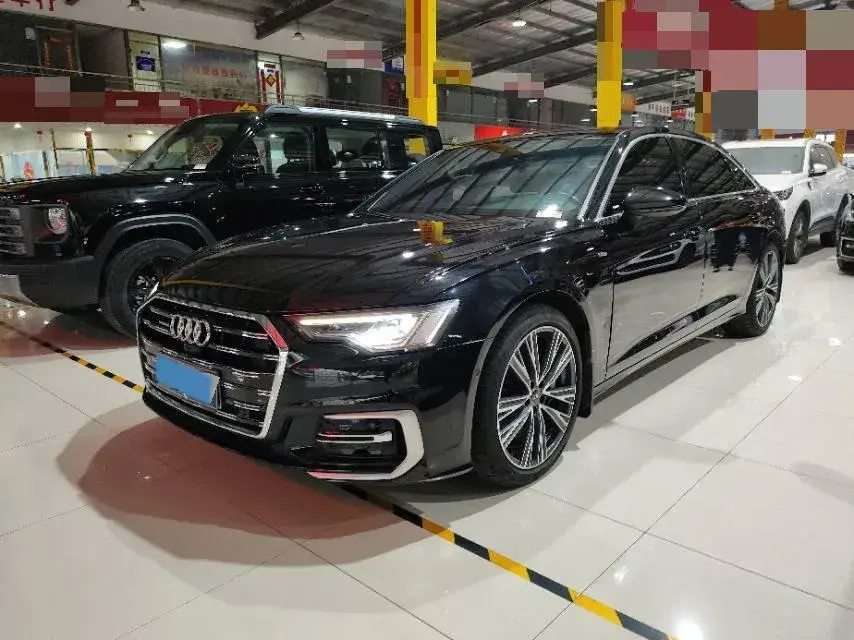 2023 AUDI A6L view 1