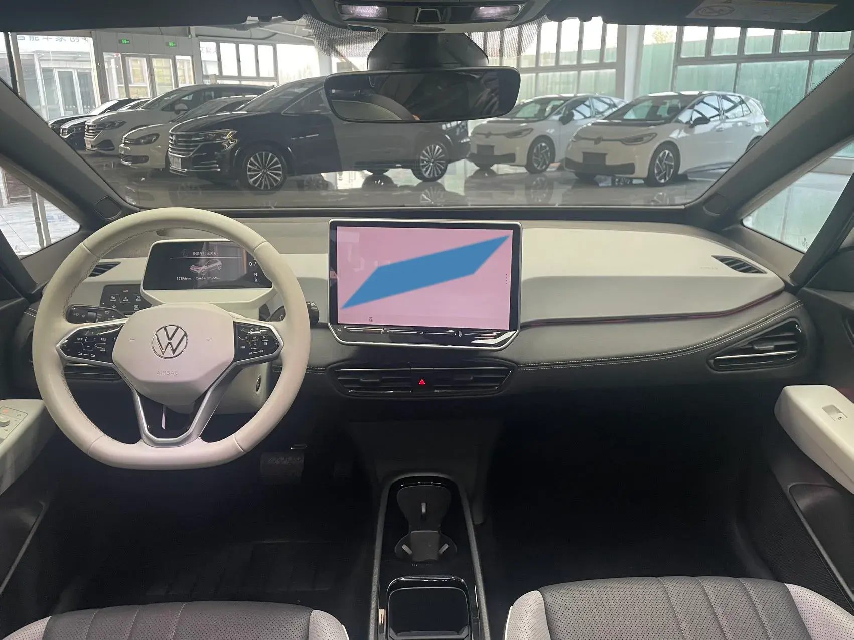 2025 VOLKSWAGEN ID.3 thumbnail 3