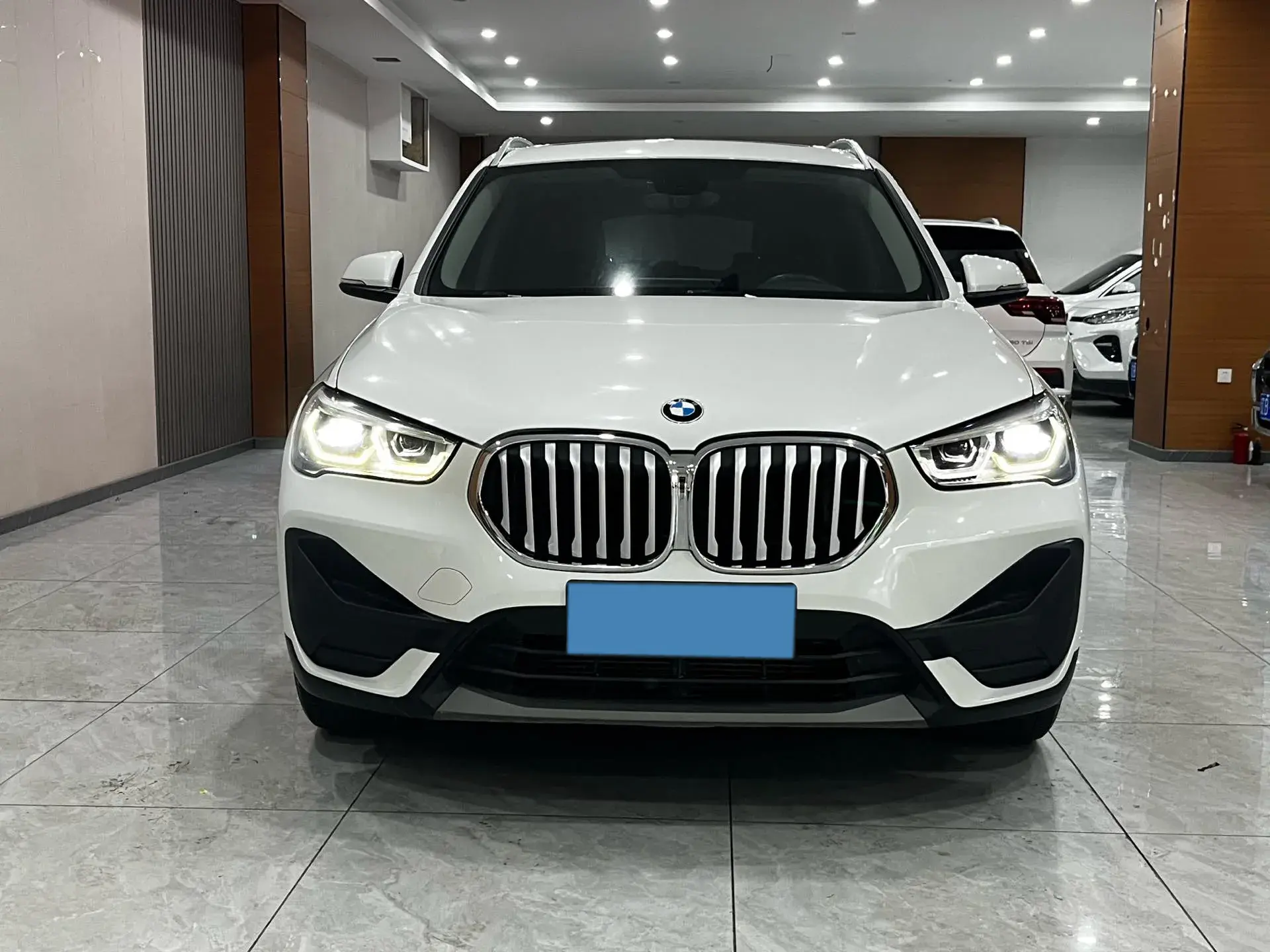 2021 BMW X1 thumbnail 2
