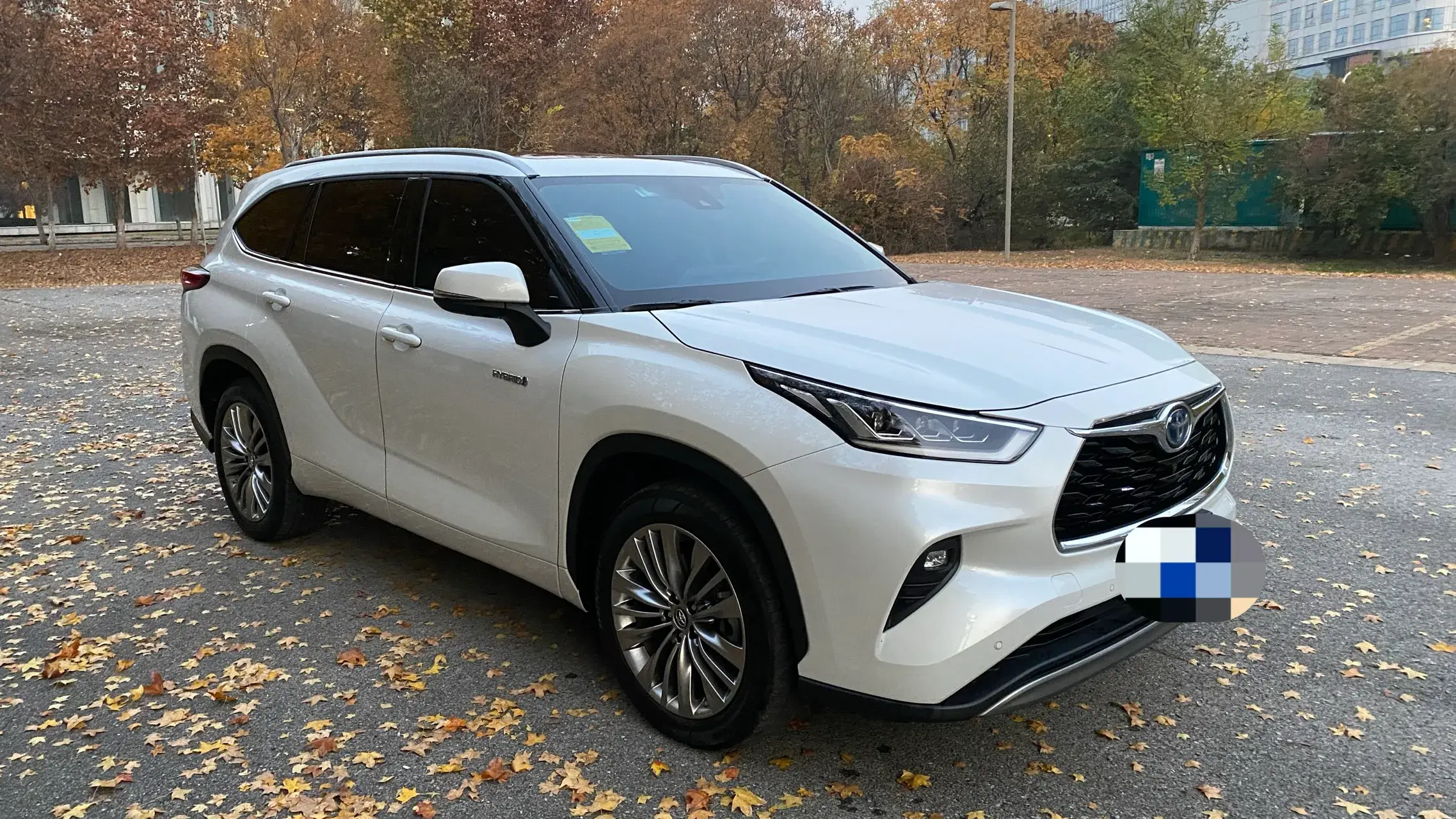 2022 TOYOTA HIGHLANDER thumbnail 3