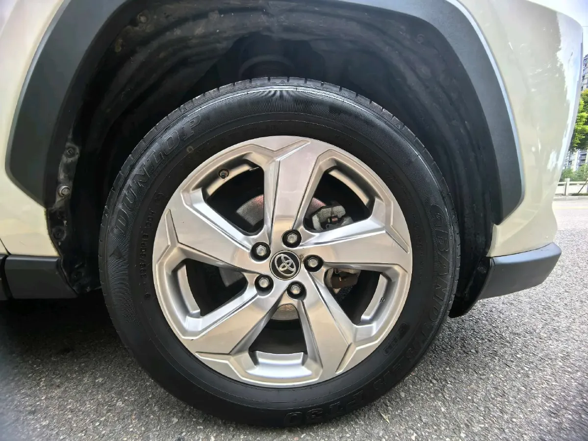 2021 Toyota RAV4 Hybird E+ 2.5L 180HP L4 E-CVT PHEV 15.984KWH,autocango,china used car exporter,china ev exporter,chinese used car exporter,chinese used ev exporter