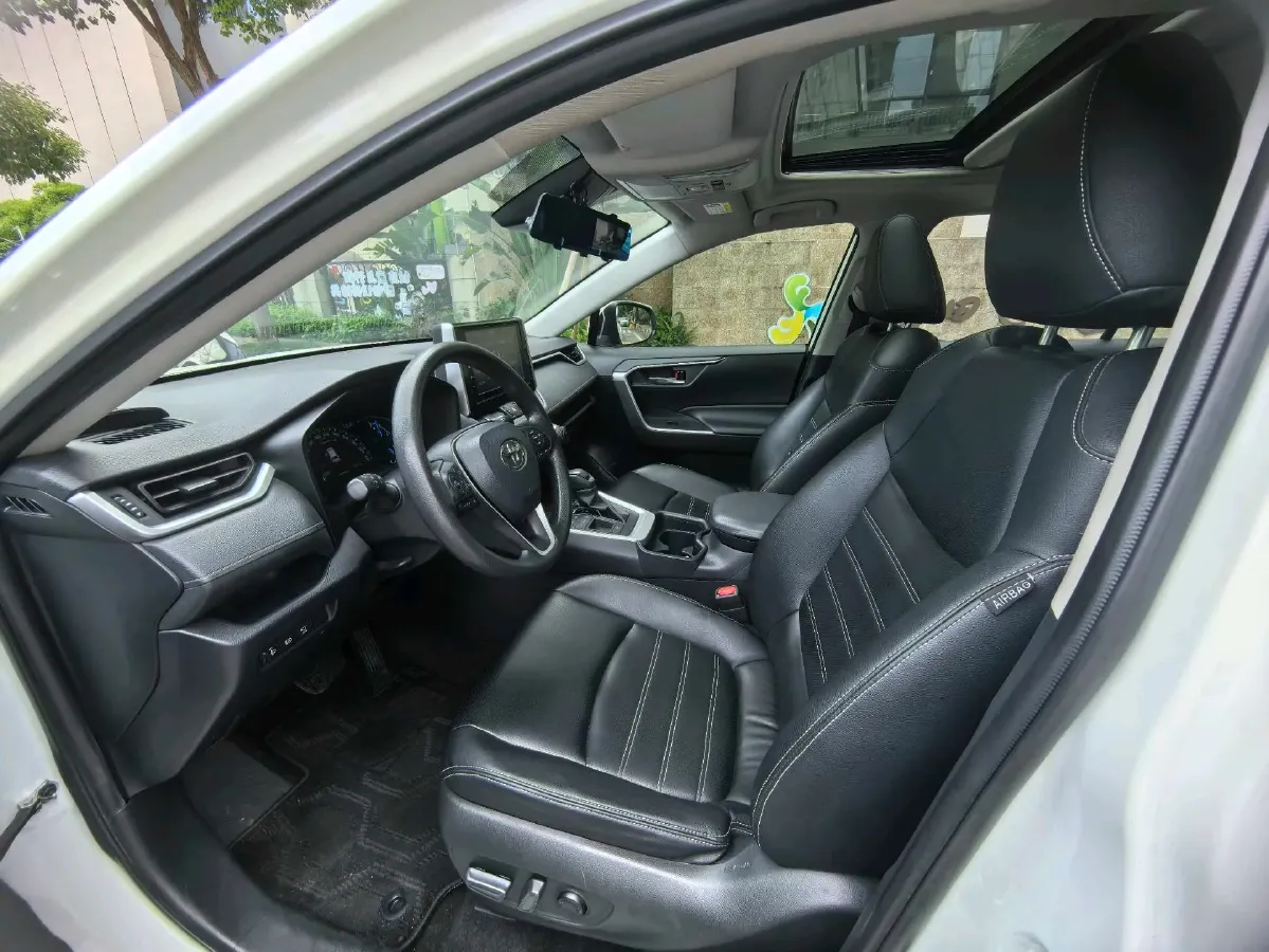 2021 Toyota RAV4 Hybird E+ 2.5L 180HP L4 E-CVT PHEV 15.984KWH,autocango,china used car exporter,china ev exporter,chinese used car exporter,chinese used ev exporter