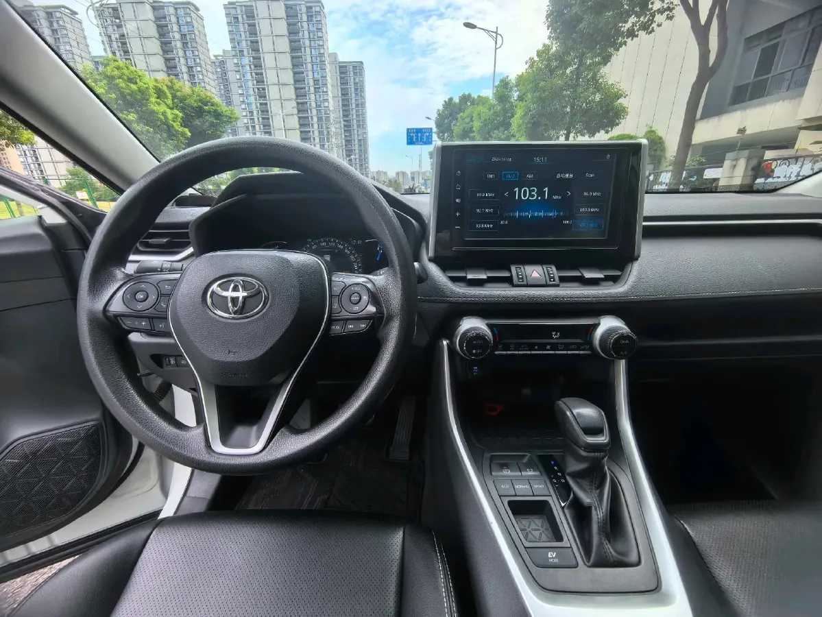 2021 Toyota RAV4 Hybird E+ 2.5L 180HP L4 E-CVT PHEV 15.984KWH,autocango,china used car exporter,china ev exporter,chinese used car exporter,chinese used ev exporter