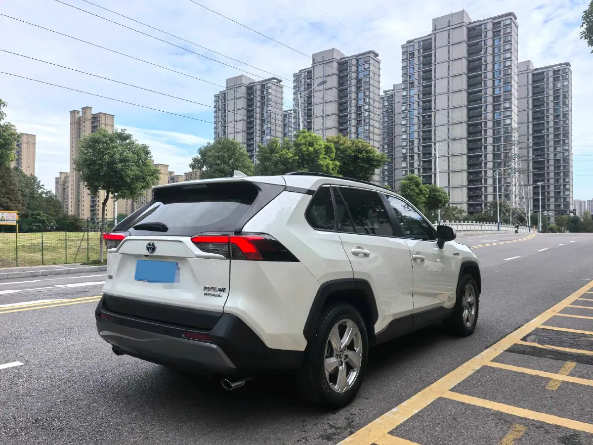2021 Toyota RAV4 Hybird E+ 2.5L 180HP L4 E-CVT PHEV 15.984KWH,autocango,china used car exporter,china ev exporter,chinese used car exporter,chinese used ev exporter