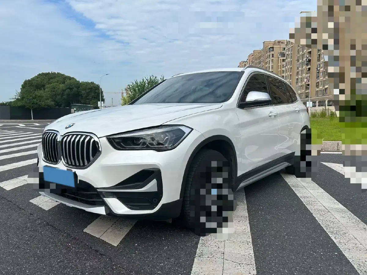 2023 BMW X1 2.0T 204HP L4 7DCT