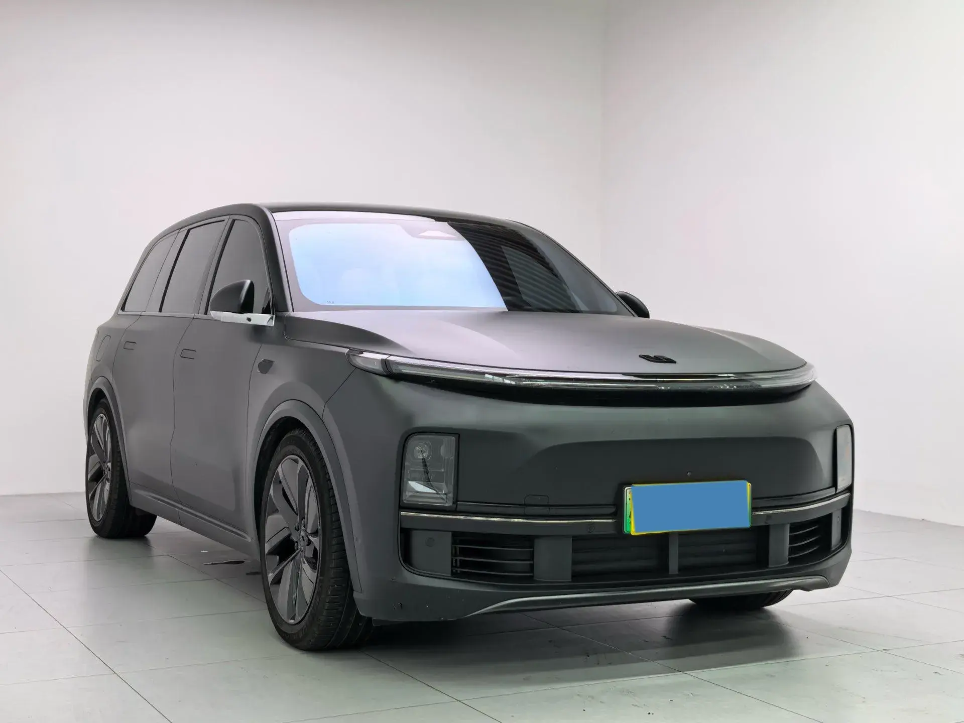 2023 LI L9 thumbnail 3