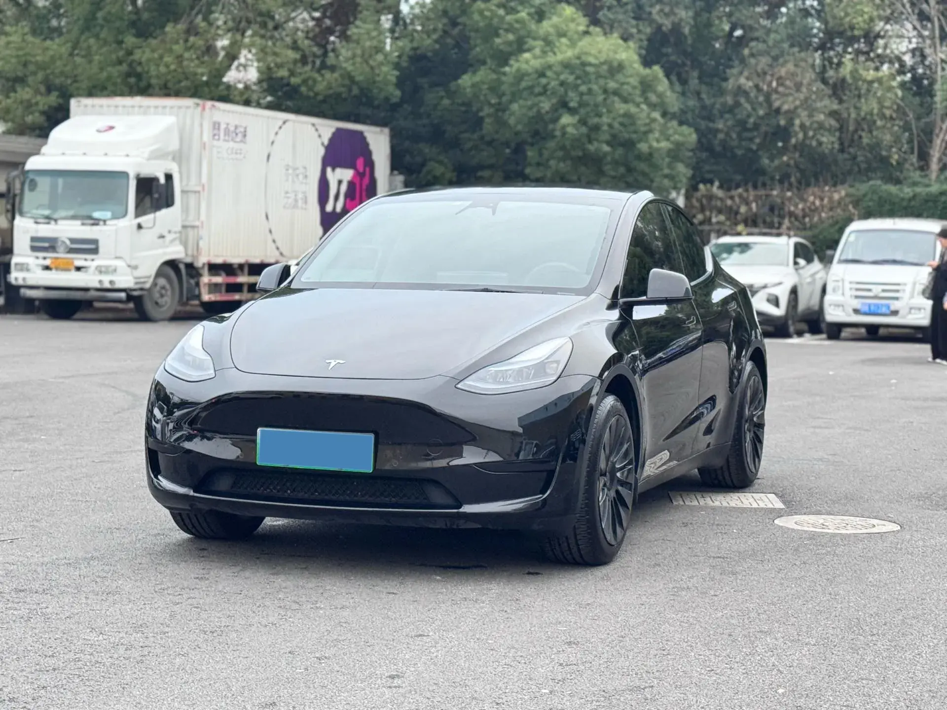 2022 TESLA MODEL view 1