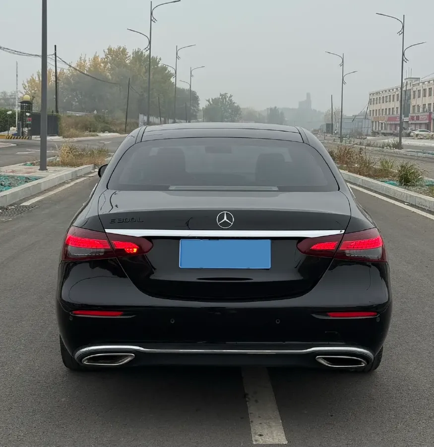 2021 Mercedes-Benz E Class 2.0T 258HP L4 9AT,autocango,china used car exporter,china ev exporter,chinese used car exporter,chinese used ev exporter