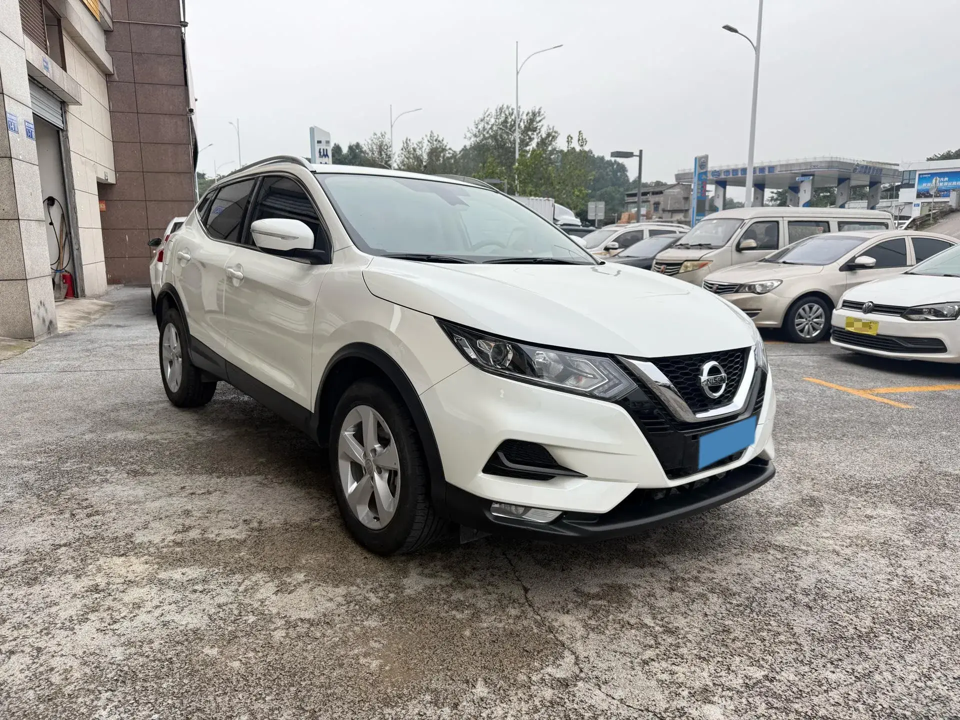 2021 NISSAN QASHQAI thumbnail 2