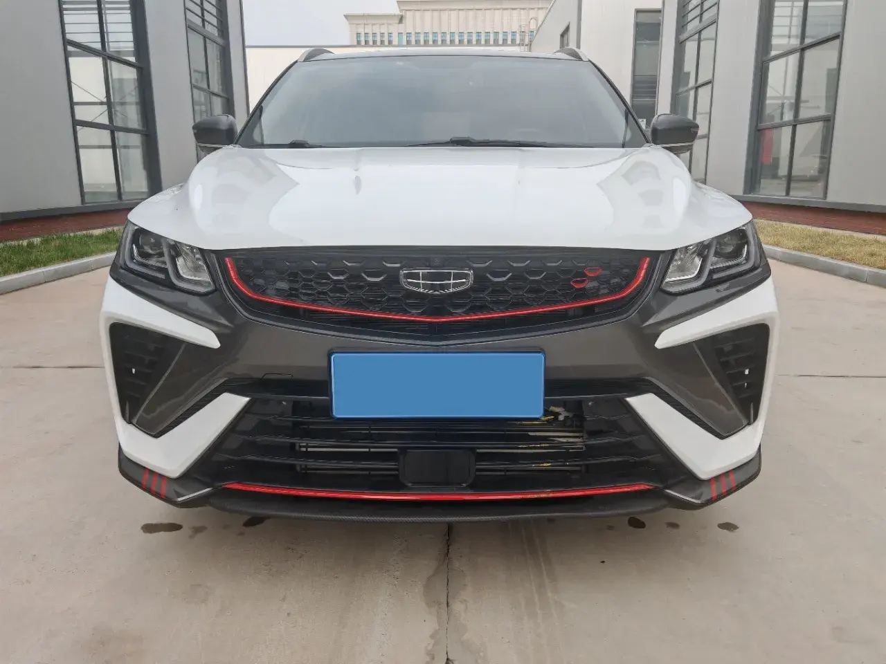 2021 GEELY COOLRAY thumbnail 2