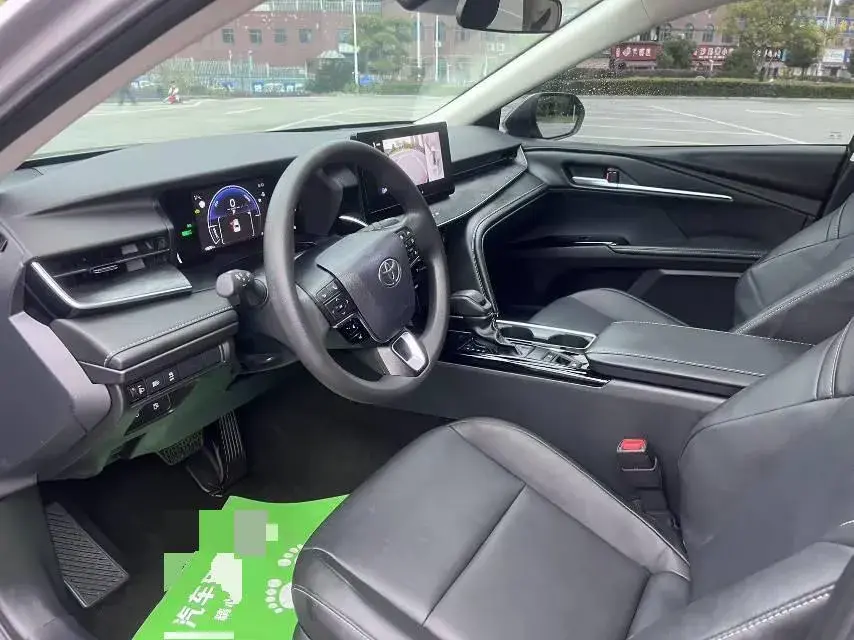 2024 TOYOTA CAMRY thumbnail 2