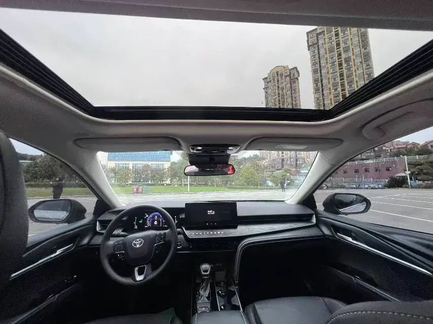 2024 TOYOTA CAMRY thumbnail 4