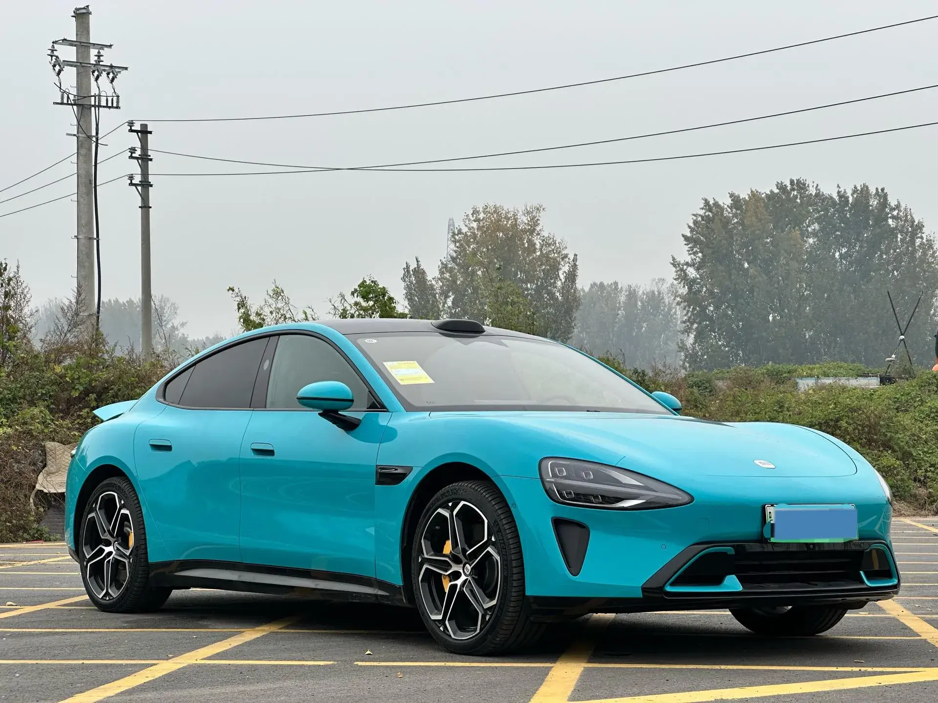 2024 MI SU7 thumbnail 3