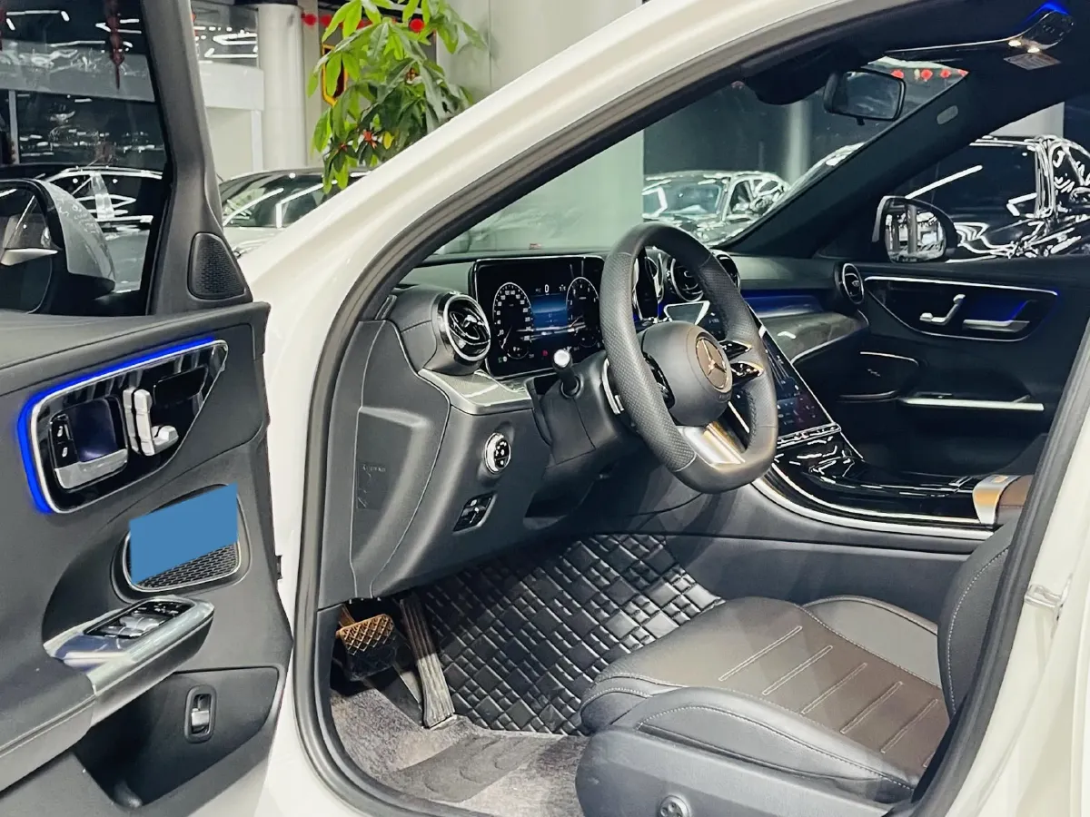 2023 Mercedes-Benz C Class 1.5T 204HP L4 9AT,autocango,china used car exporter,china ev exporter,chinese used car exporter,chinese used ev exporter