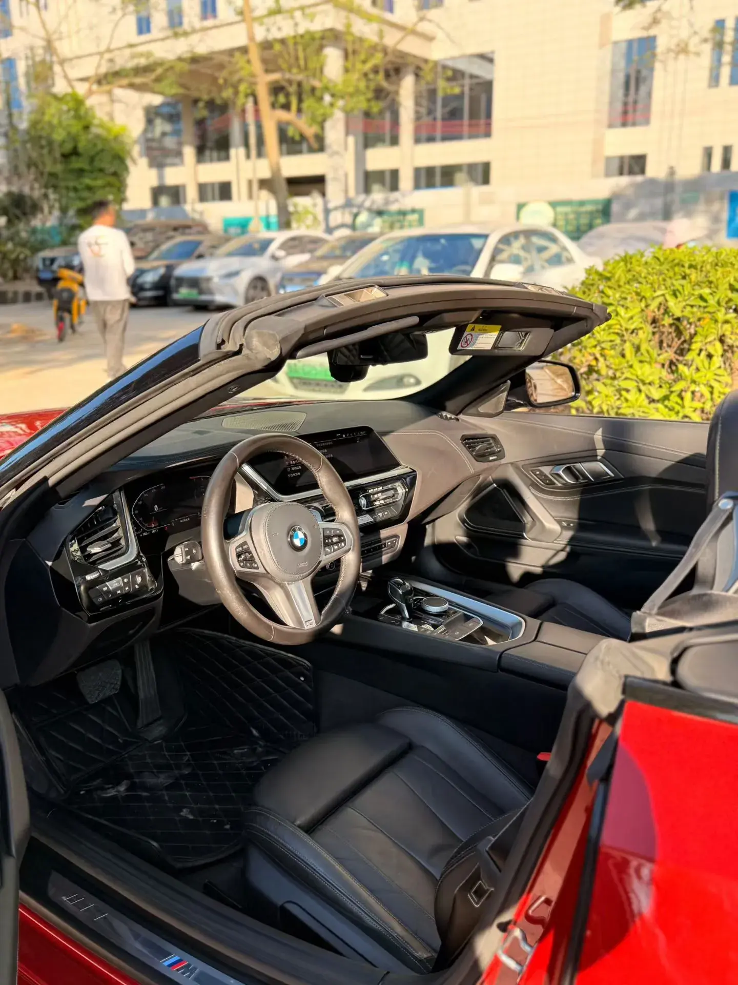 2022 BMW Z4 thumbnail 2