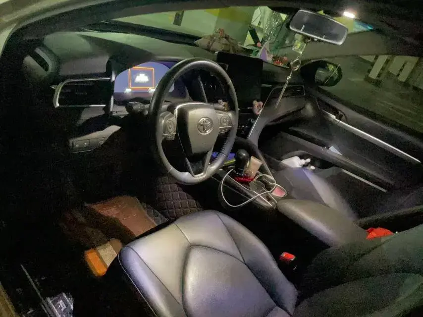 2021 TOYOTA CAMRY thumbnail 4