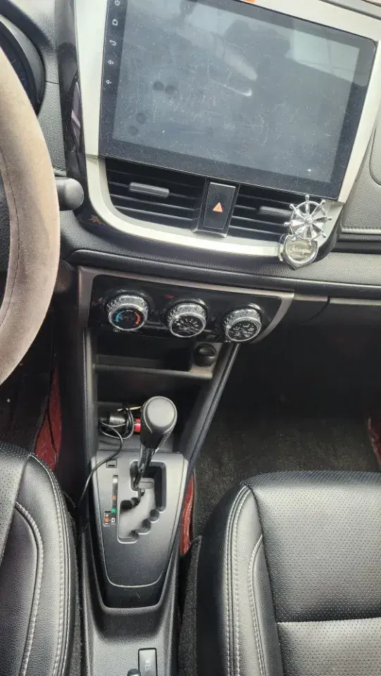 2017 TOYOTA VIOS thumbnail 3