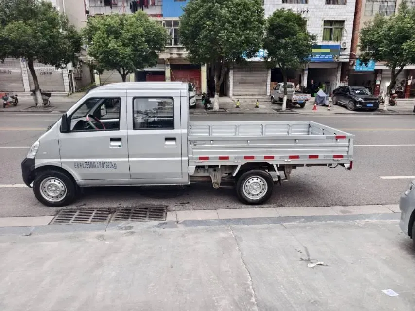2023 WuLing RongGuang Mini Truck Special 1.5L 102HP L4 5MT,autocango,china used car exporter,china ev exporter,chinese used car exporter,chinese used ev exporter