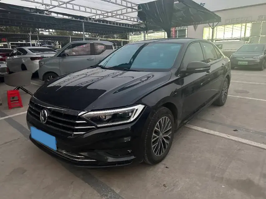2019 Volkswagen Sagitar 1.2T 116HP L4 7DCT