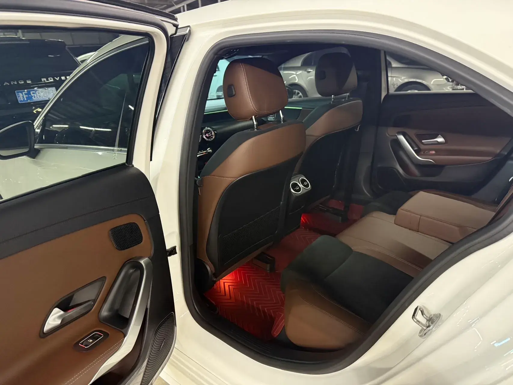 2020 MERCEDES-BENZ A thumbnail 4