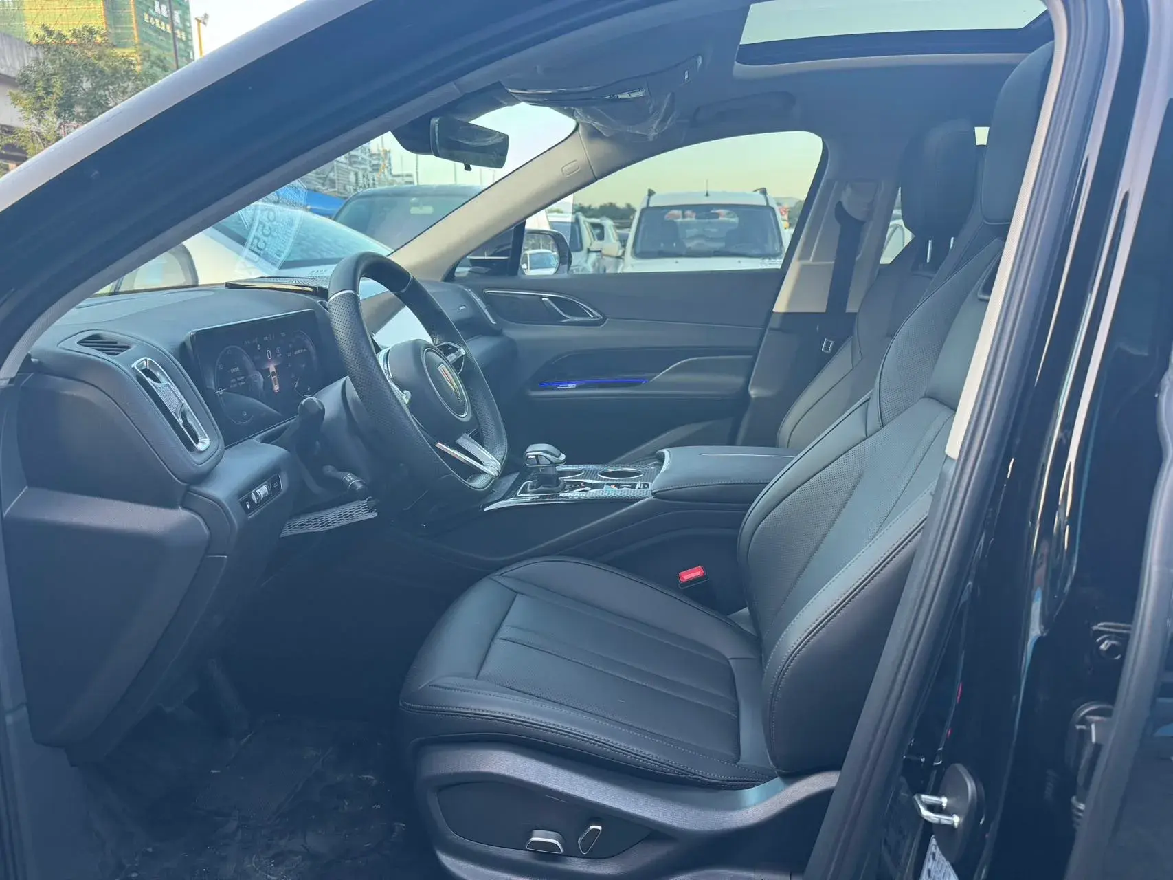 2024 HONGQI HS3 thumbnail 3