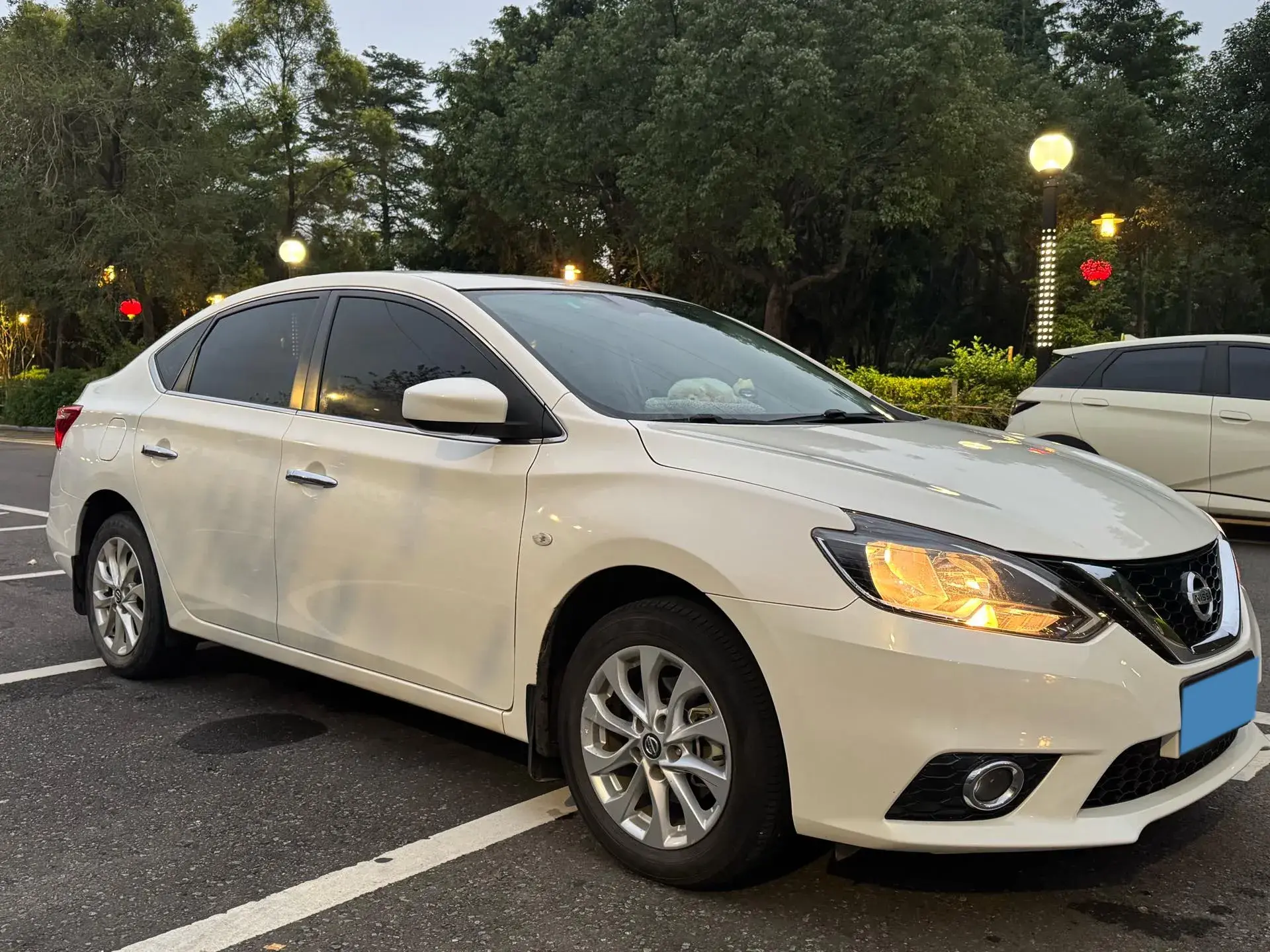 2022 NISSAN SYLPHY thumbnail 2