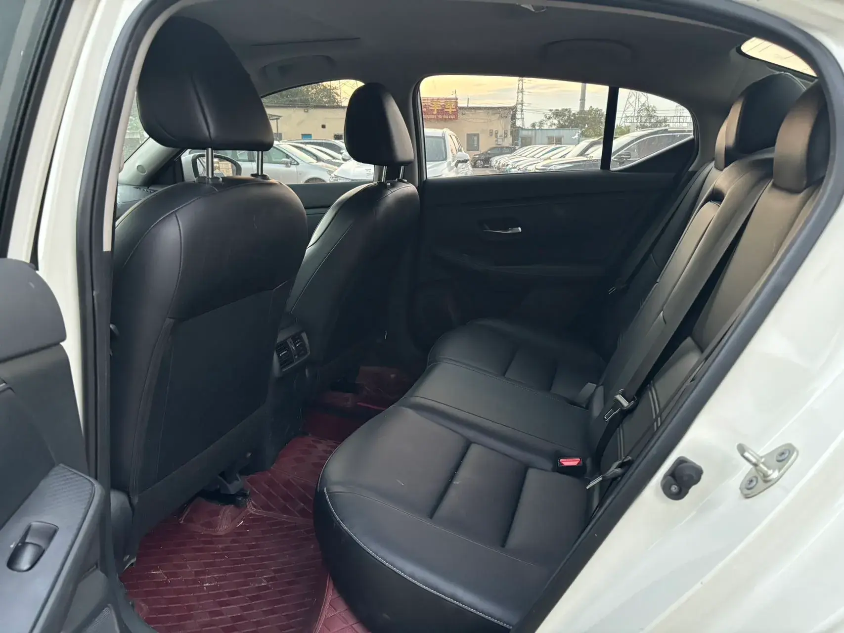 2023 NISSAN SYLPHY thumbnail 4