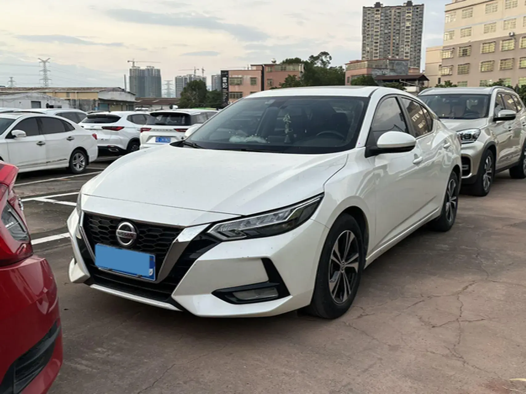 2023 NISSAN SYLPHY view 1