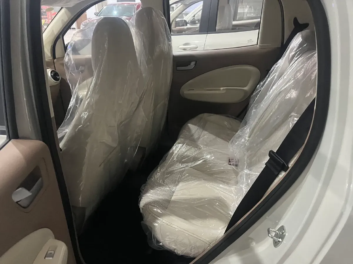 2025 WuLing HongGuang MINI EV BEV 16.2KWH,autocango,china used car exporter,china ev exporter,chinese used car exporter,chinese used ev exporter