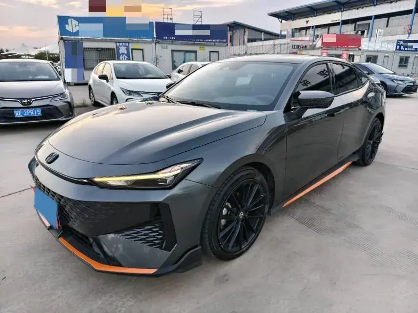 2024 ChangAn UNI-V 1.5T 188HP L4 7DCT