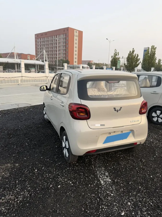 2025 WuLing HongGuang MINI EV BEV 16.2KWH,autocango,china used car exporter,china ev exporter,chinese used car exporter,chinese used ev exporter
