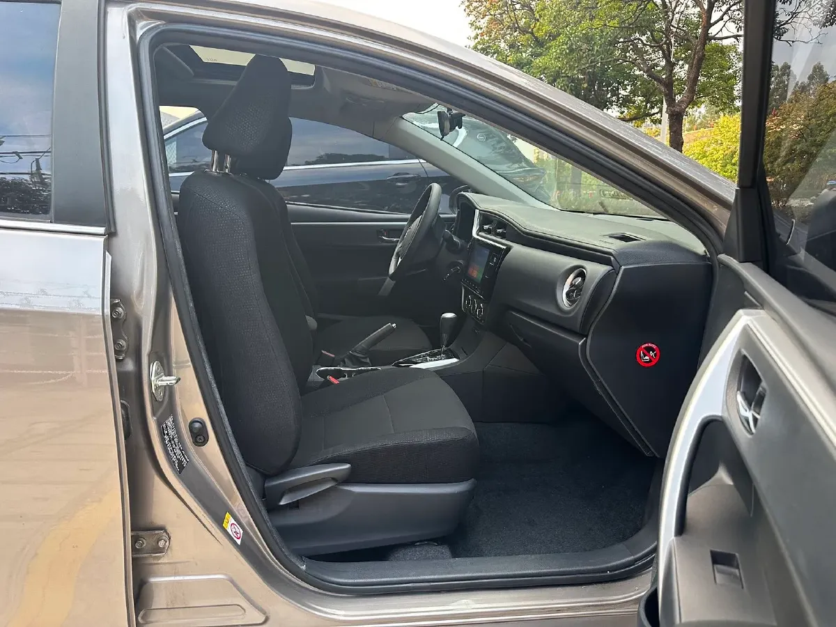 2018 Toyota Corolla 1.2T 116HP L4 CVT,autocango,china used car exporter,china ev exporter,chinese used car exporter,chinese used ev exporter