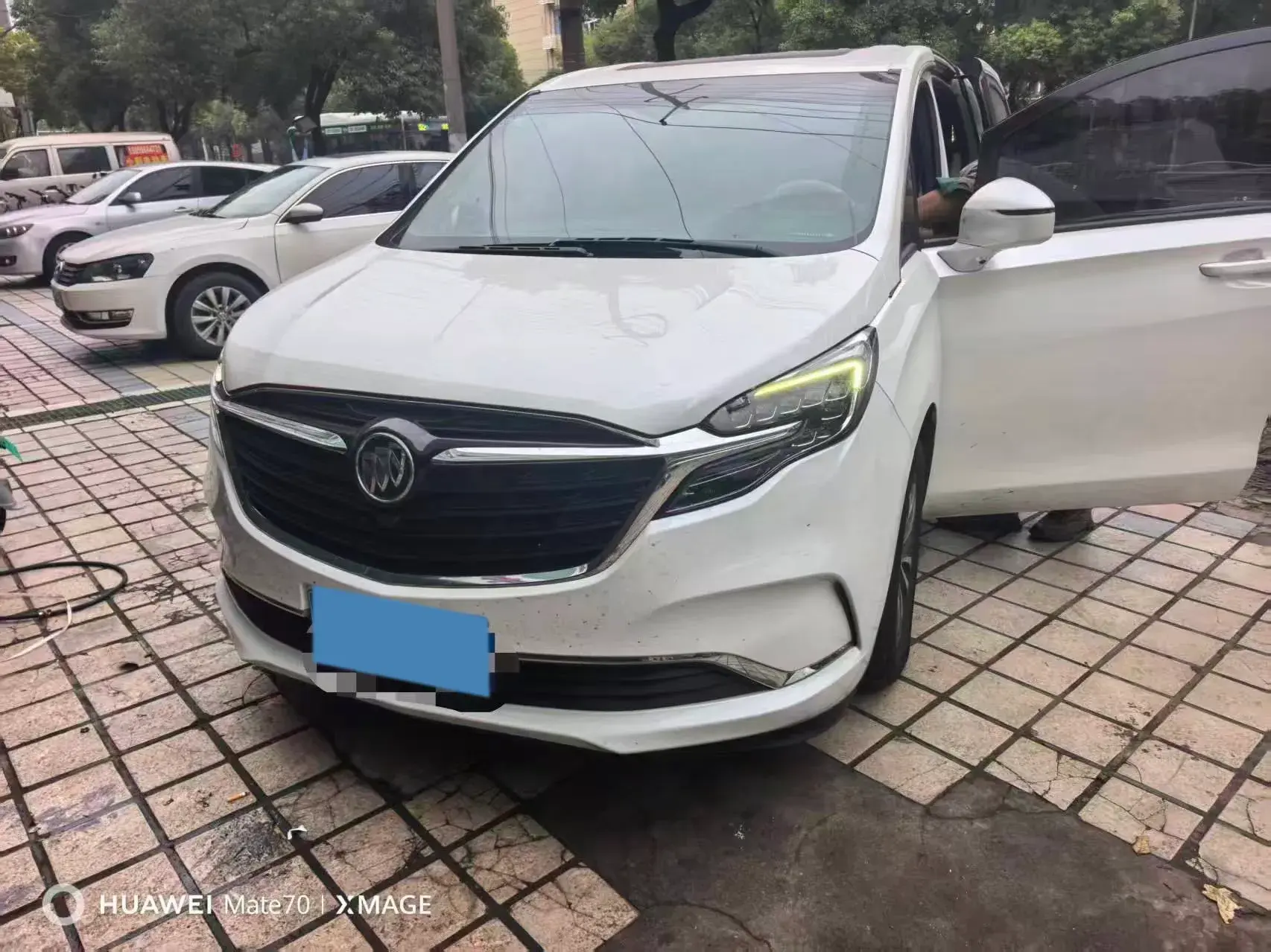 2020 BUICK GL8 thumbnail 2