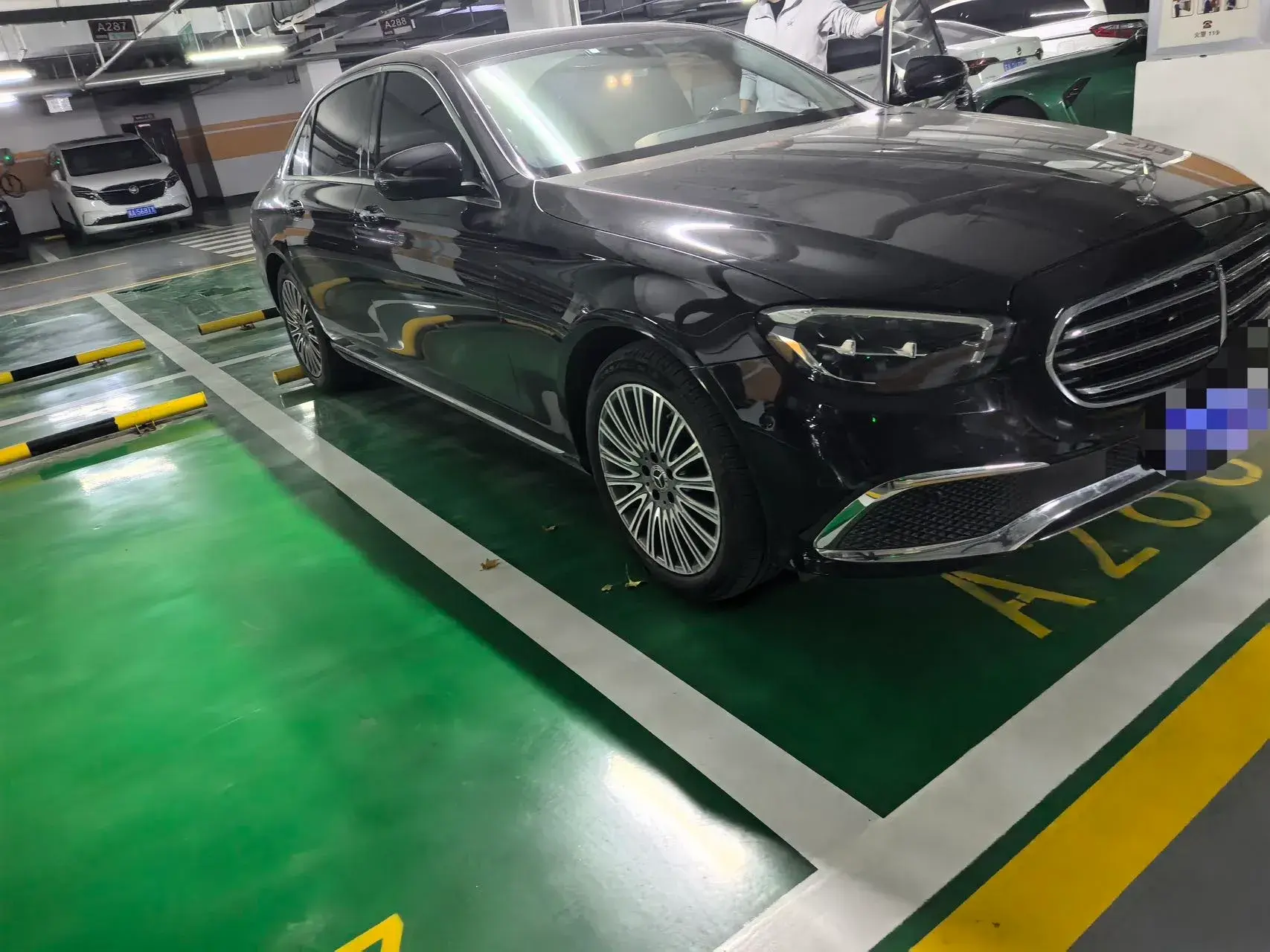 2023 MERCEDES-BENZ E thumbnail 3