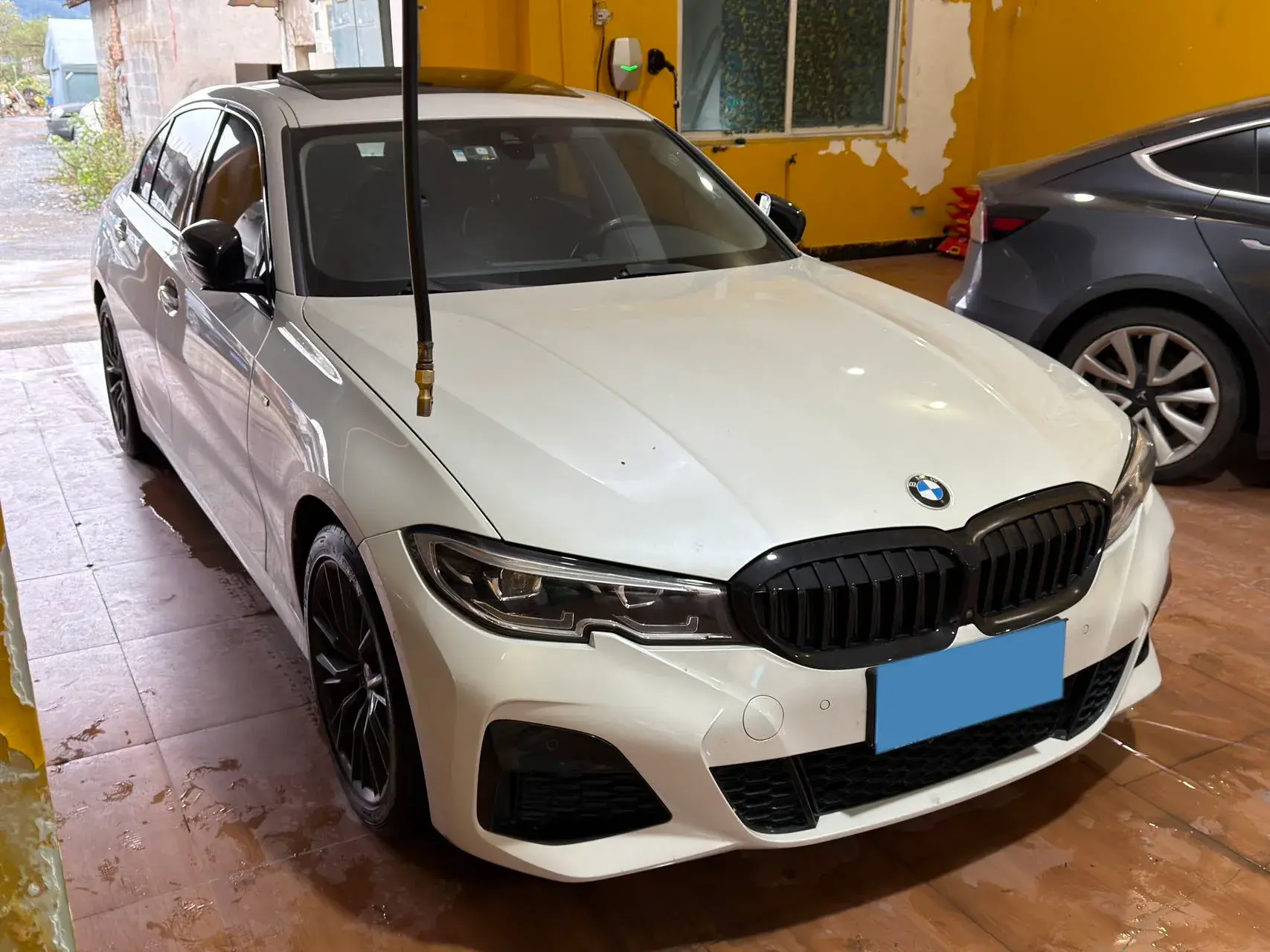2021 BMW 3 thumbnail 3