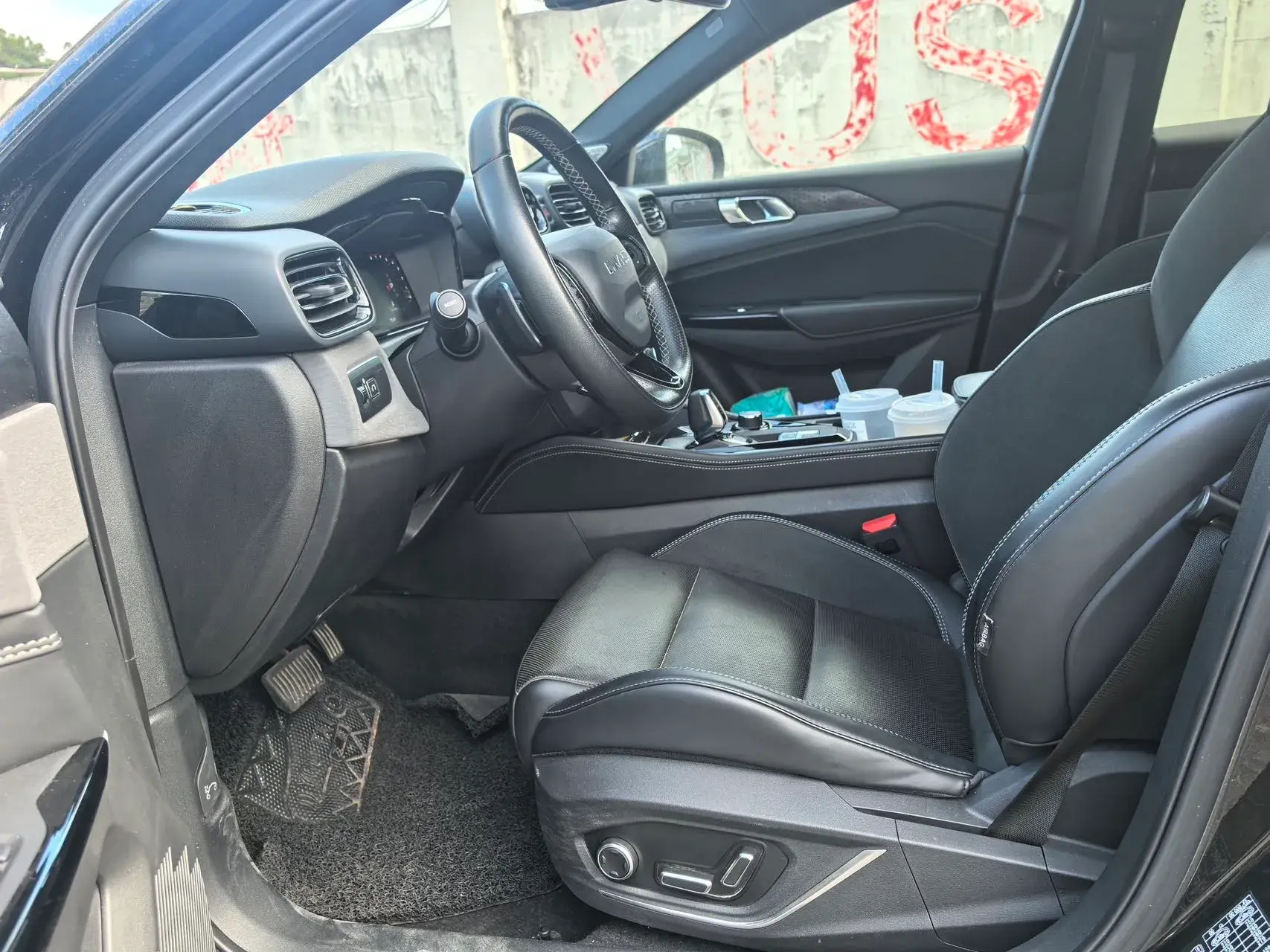 2022 LYNK&CO 03 thumbnail 4