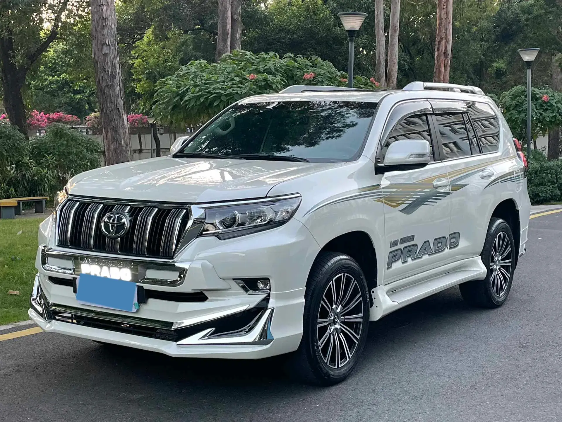 2014 TOYOTA LAND view 1